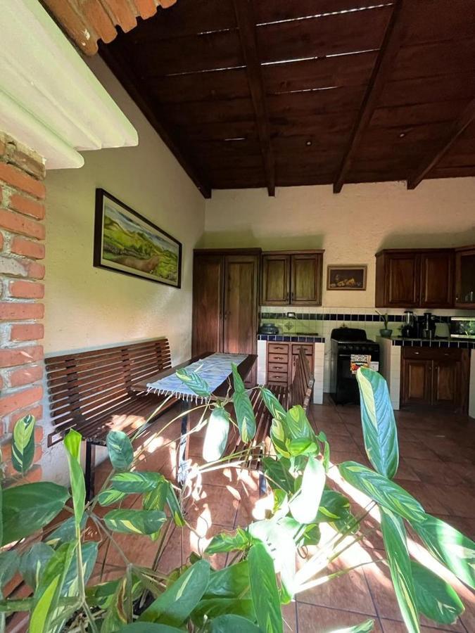 Апартаменты Casa Del Viajero Colonial Антигуа-Гватемала Экстерьер фото
