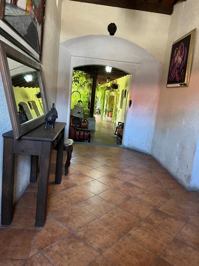 Апартаменты Casa Del Viajero Colonial Антигуа-Гватемала Экстерьер фото