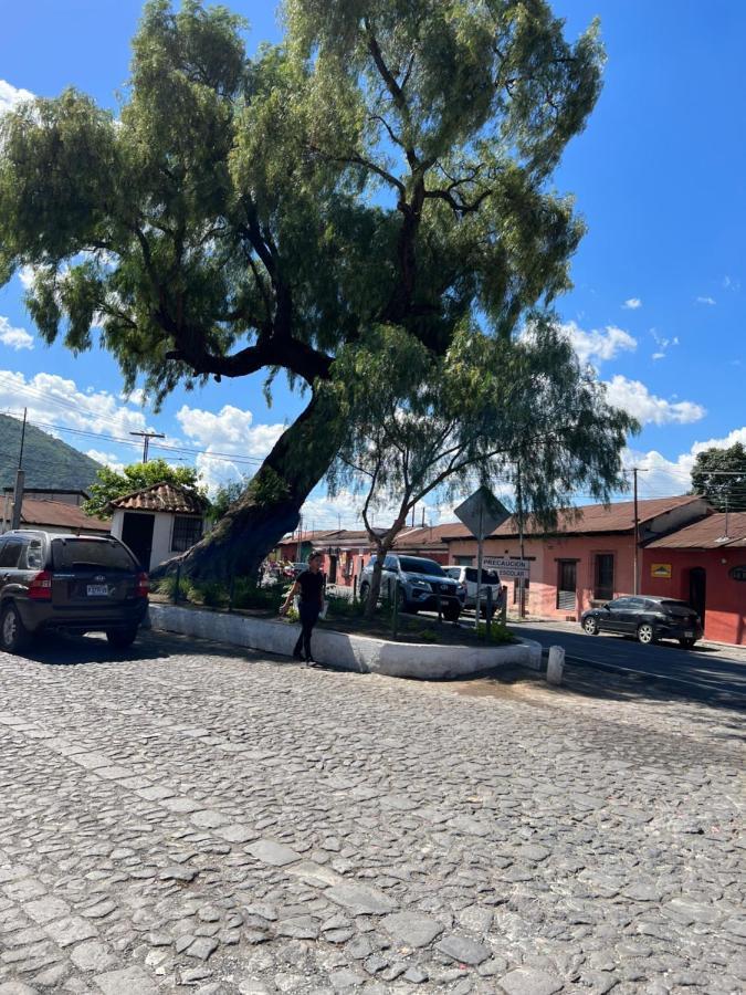 Апартаменты Casa Del Viajero Colonial Антигуа-Гватемала Экстерьер фото